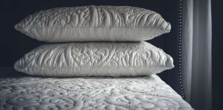 Posh + Lavish – Latex Pillows