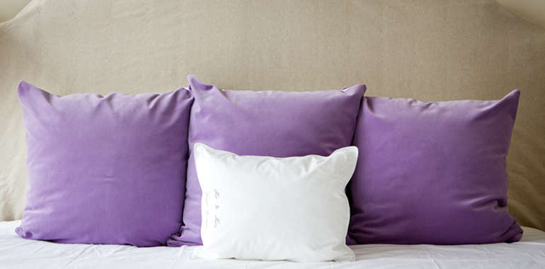 The Pillow Bar – Travel Pillow Petite