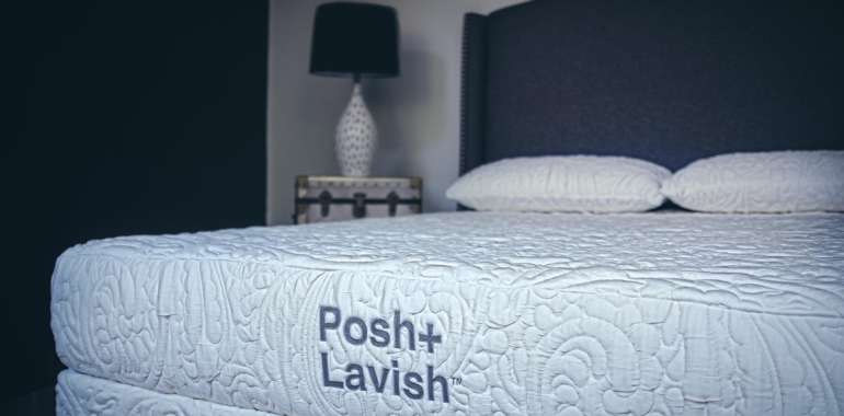 Posh + Lavish – Relax