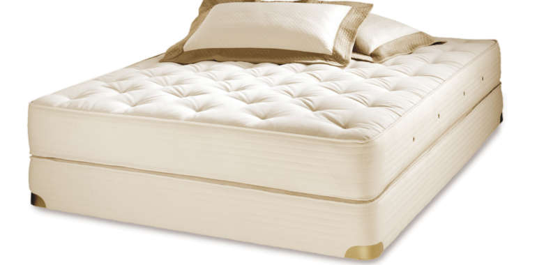 4 Reasons to Choose Royal-Pedic for Your Next Mattress
